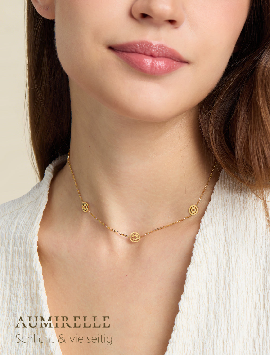 AUMIRELLE Kette Gold Damen – Halskette Damen Gold mit Sonnenmotiv, wasserfest, elegante Goldkette verstellbar 35+8 cm, Damenschmuck als Geschenk für Frauen